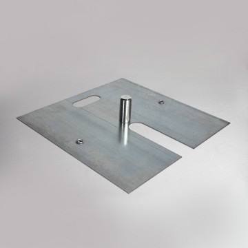 18x18 inch base with pin for pipe and drape displays